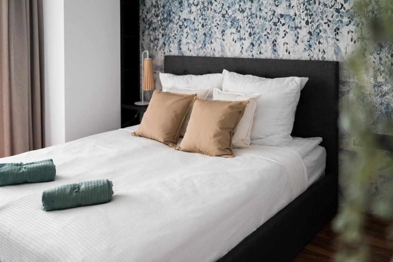 Big Apart - Atal Towers - 3 Rooms - Private Parking Place วรอตซวาฟ ภายนอก รูปภาพ